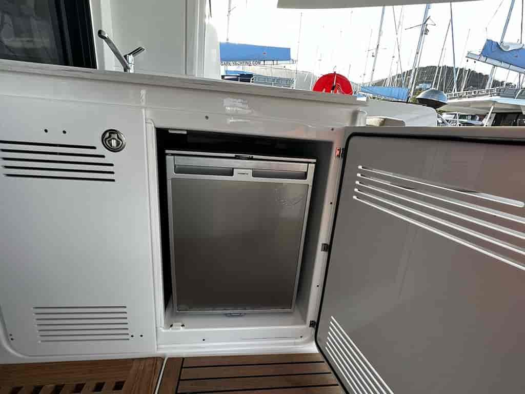 Boat picture 17