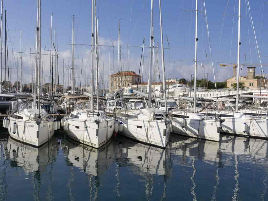 Boat picture 16