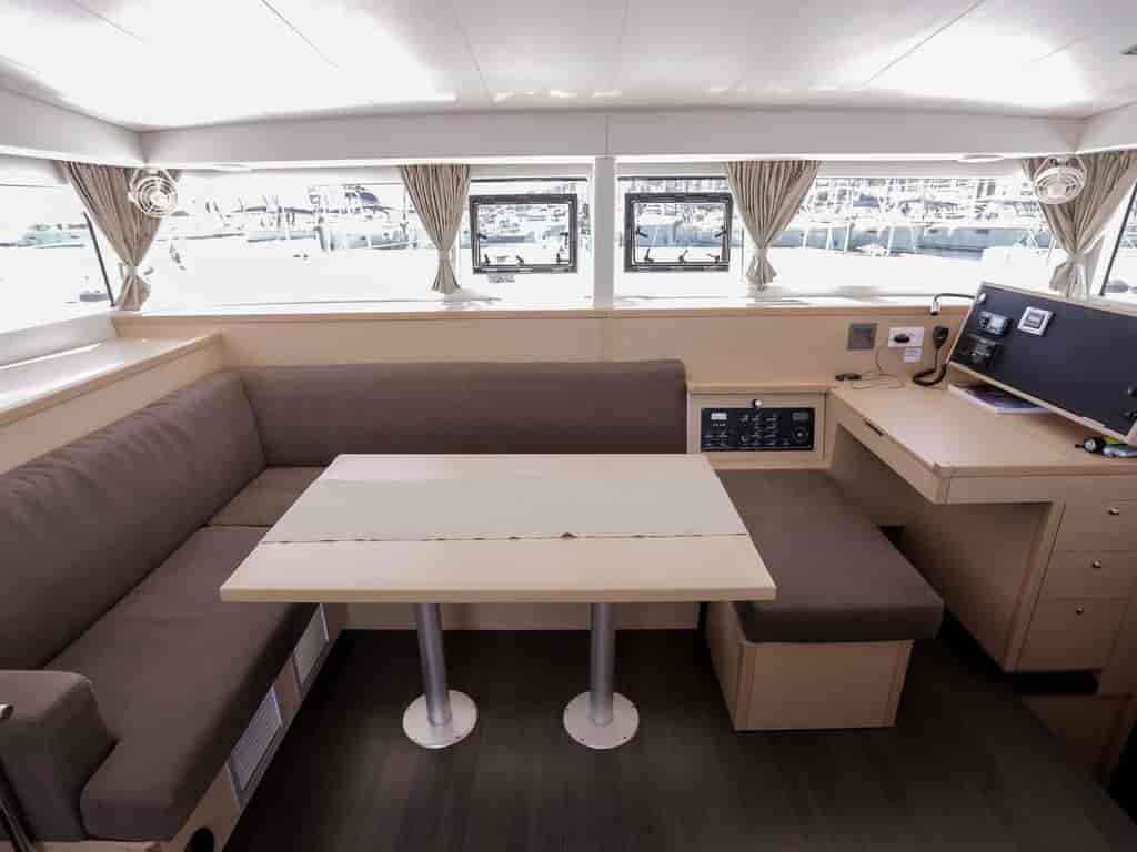 Boat picture 9