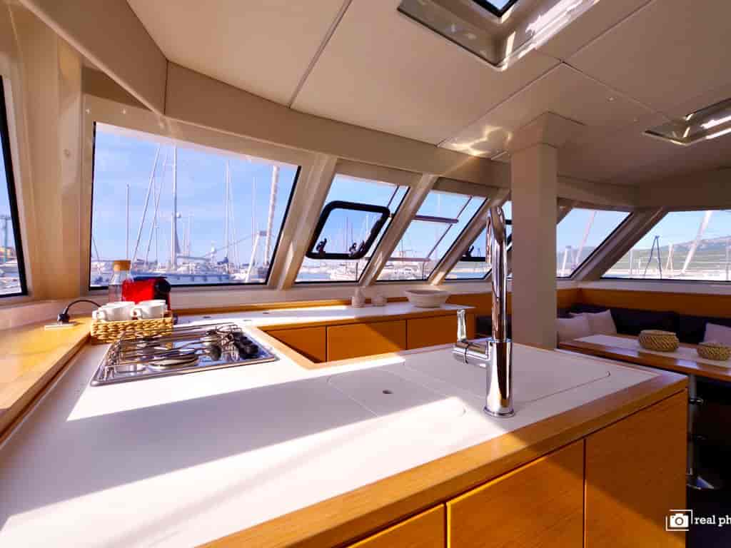 Boat picture 14