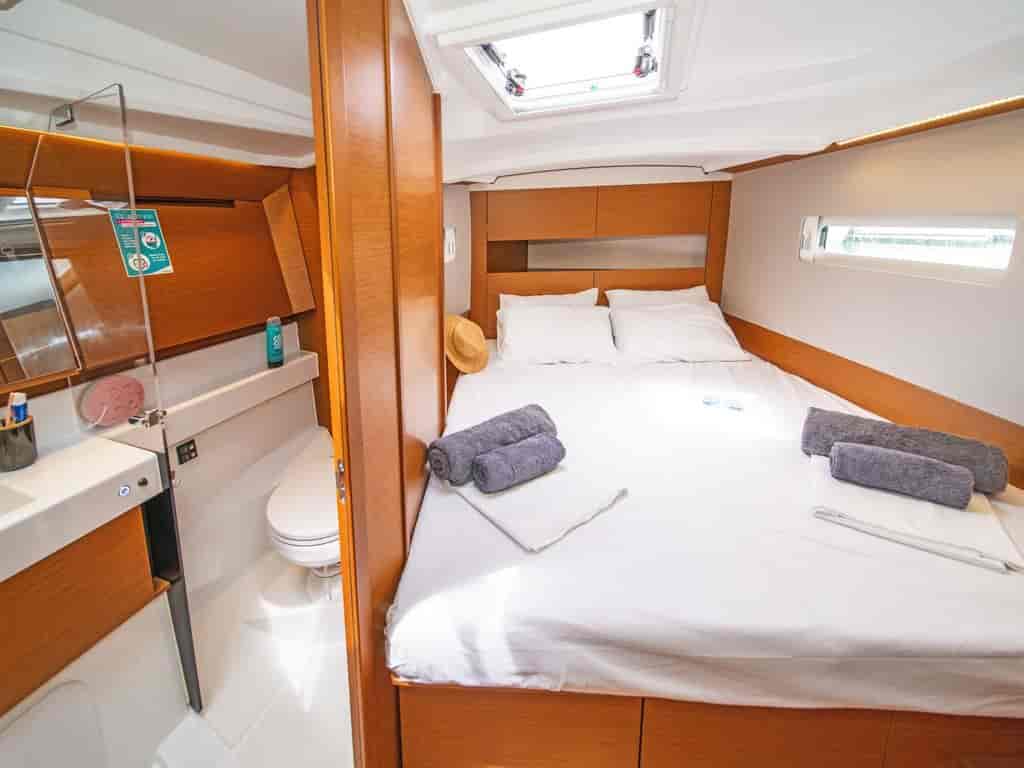 Boat picture 9