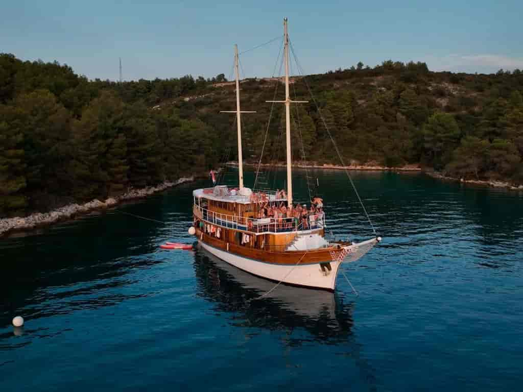 Boat picture 12