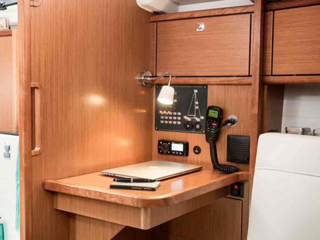 Boat picture 9