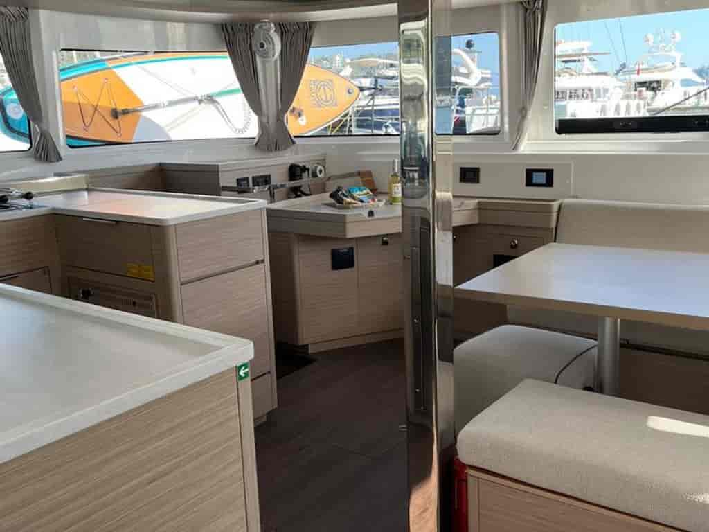 Boat picture 9