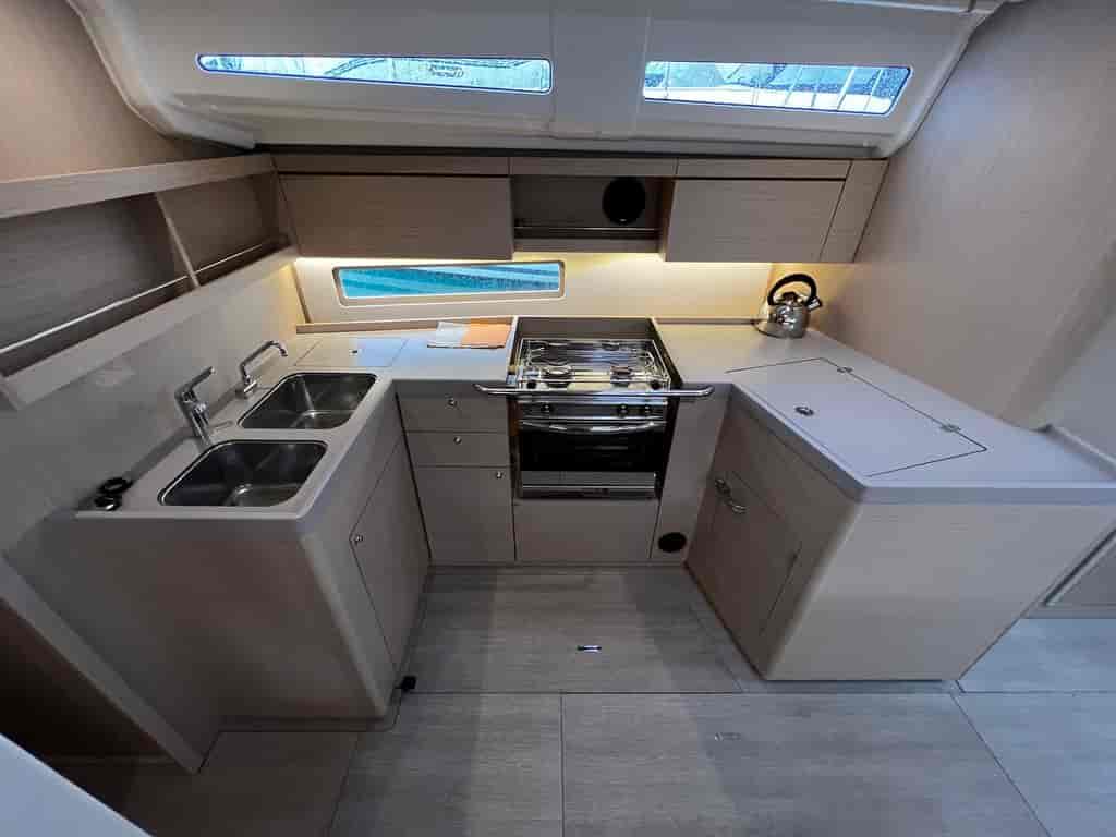 Boat picture 9