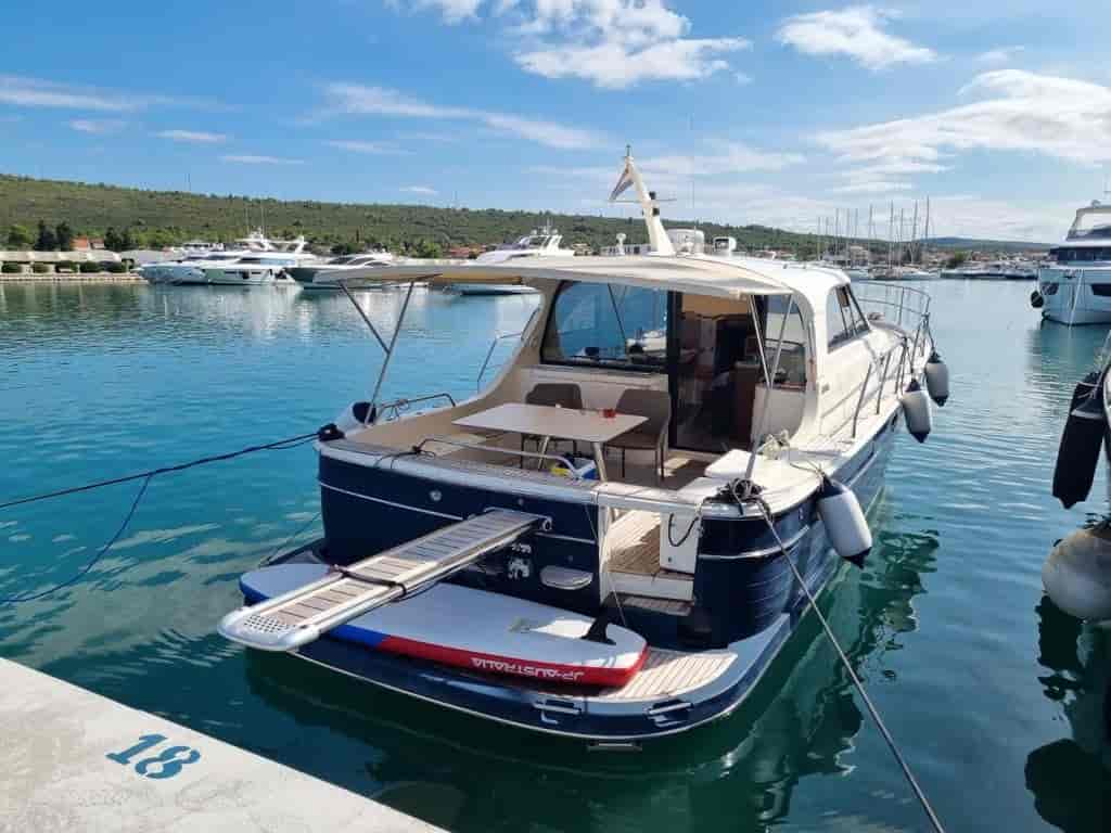 Boat picture 9