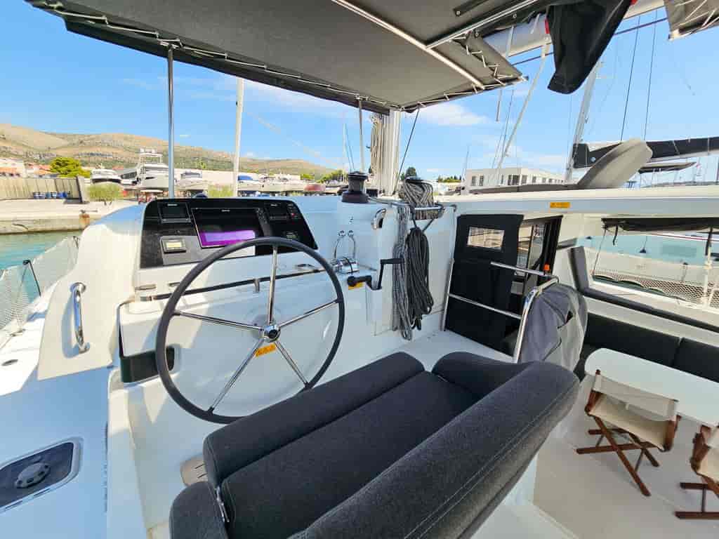 Boat picture 14