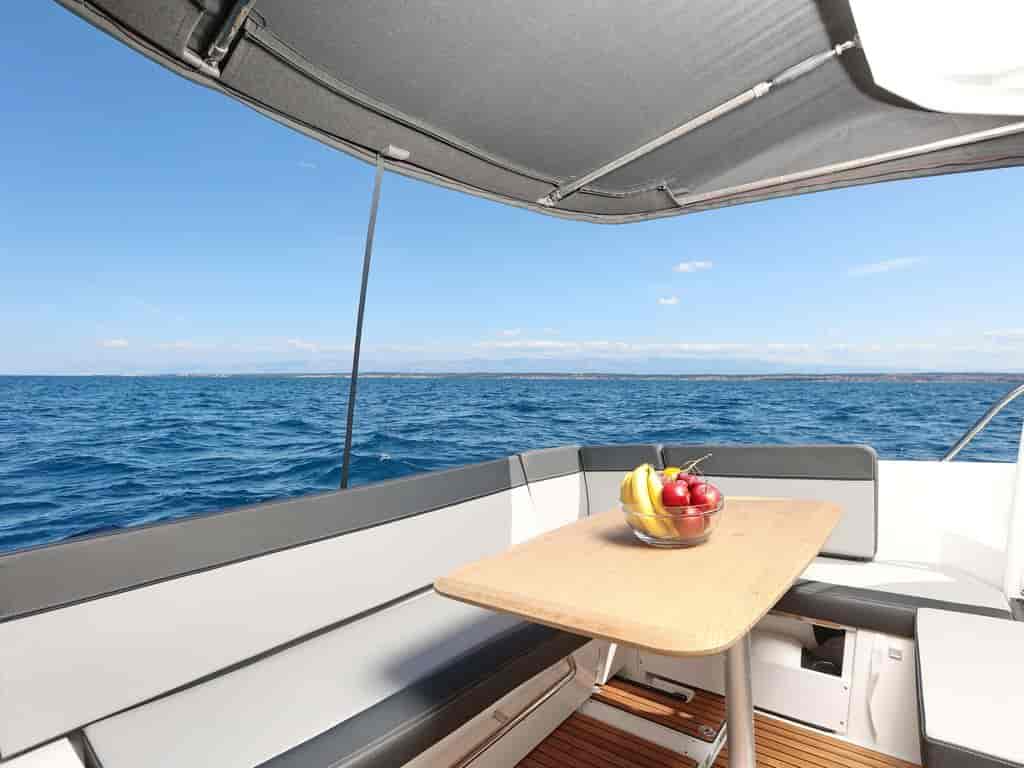 Boat picture 17