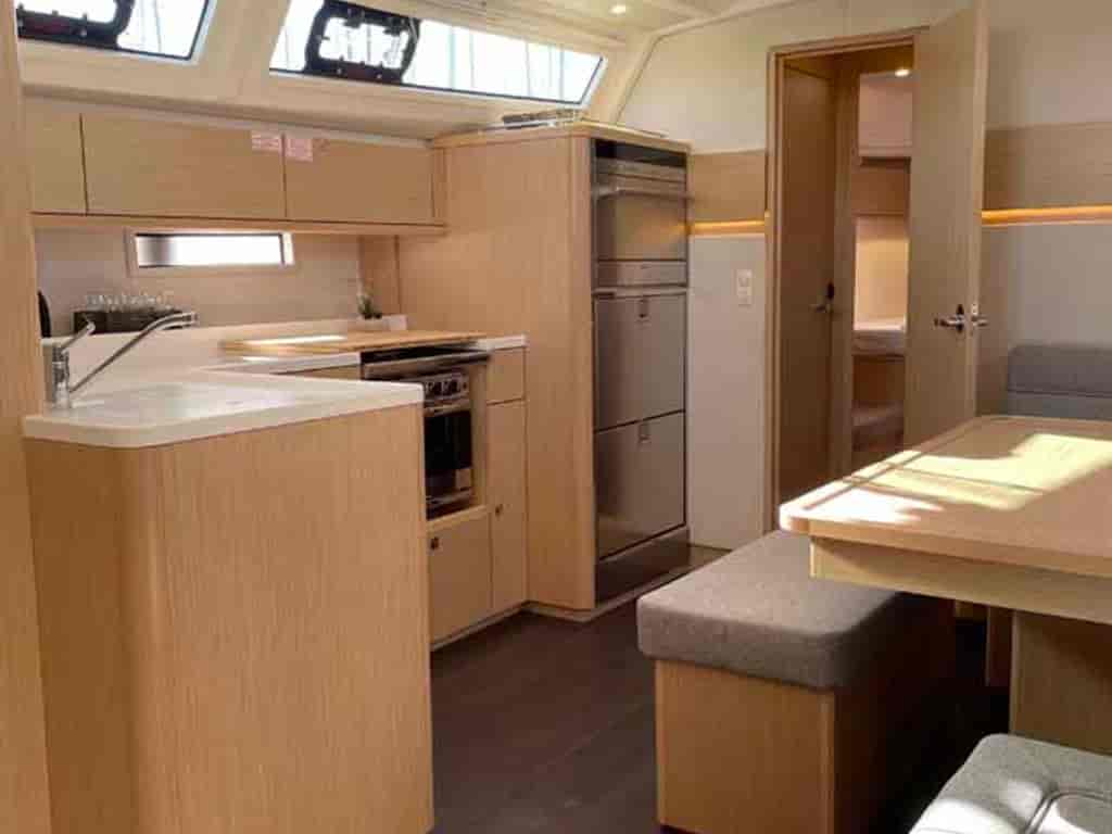 Boat picture 9