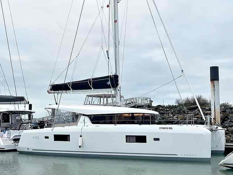 Photo of Sailing Breeze, image 1 of 5