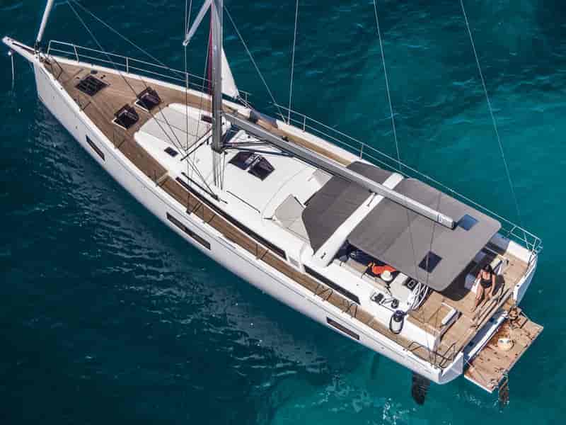 Photo of White Bird , image 1 of 5