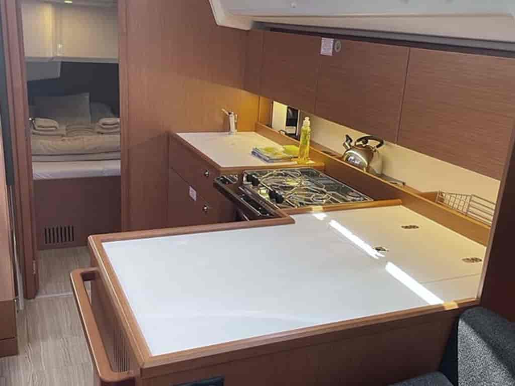 Boat picture 9