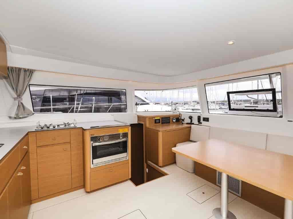 Boat picture 10