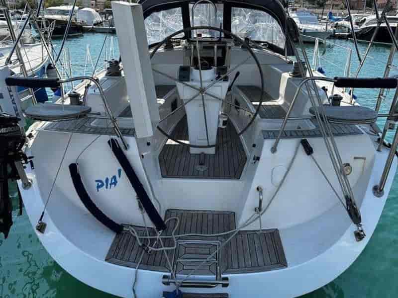 Photo of Pia, image 1 of 4