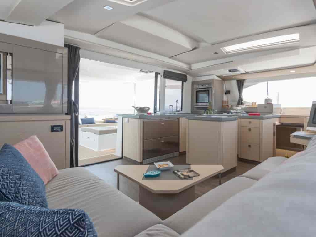 Boat picture 9