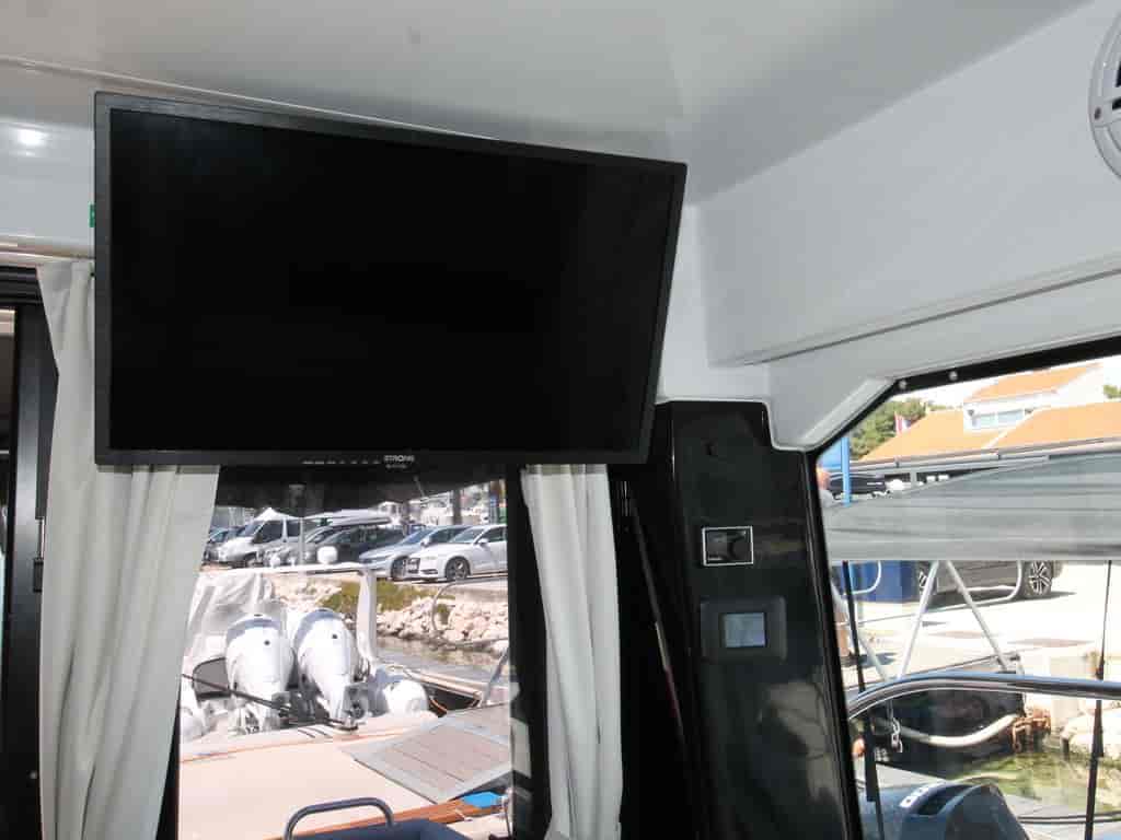 Boat picture 16
