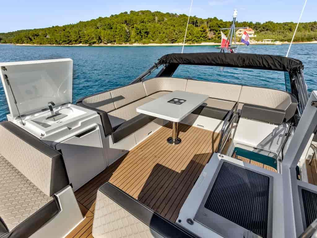 Boat picture 10