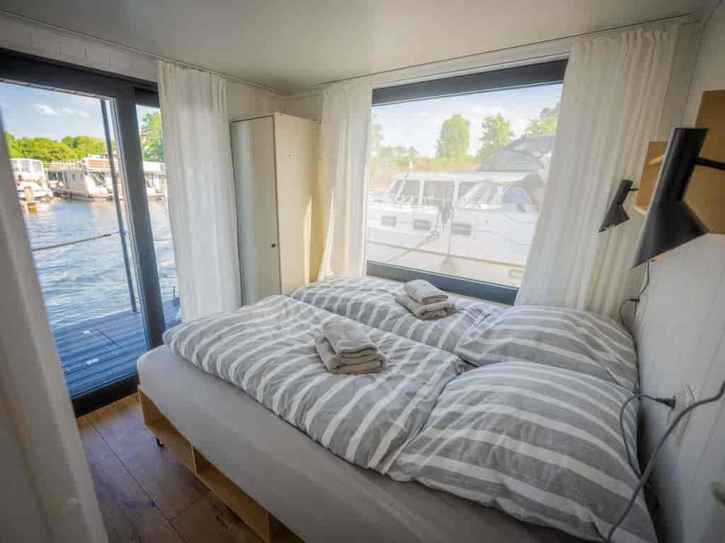 Boat picture 27