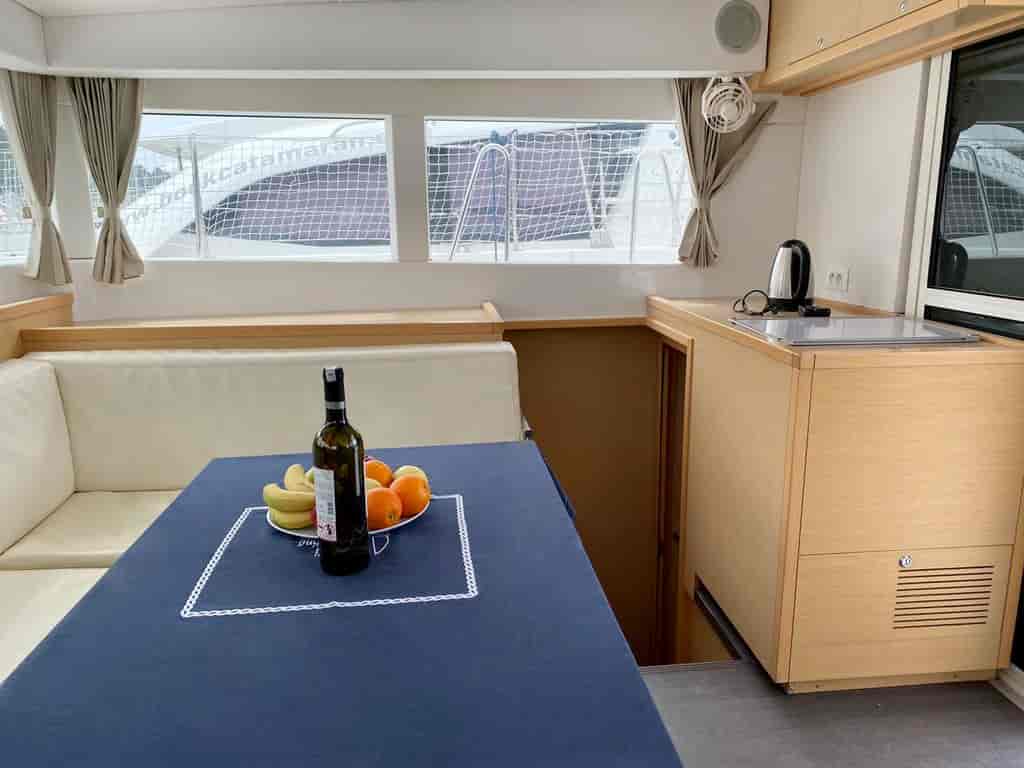 Boat picture 9