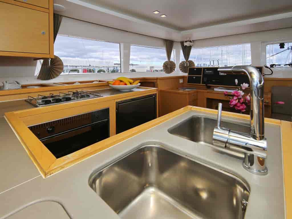 Boat picture 12