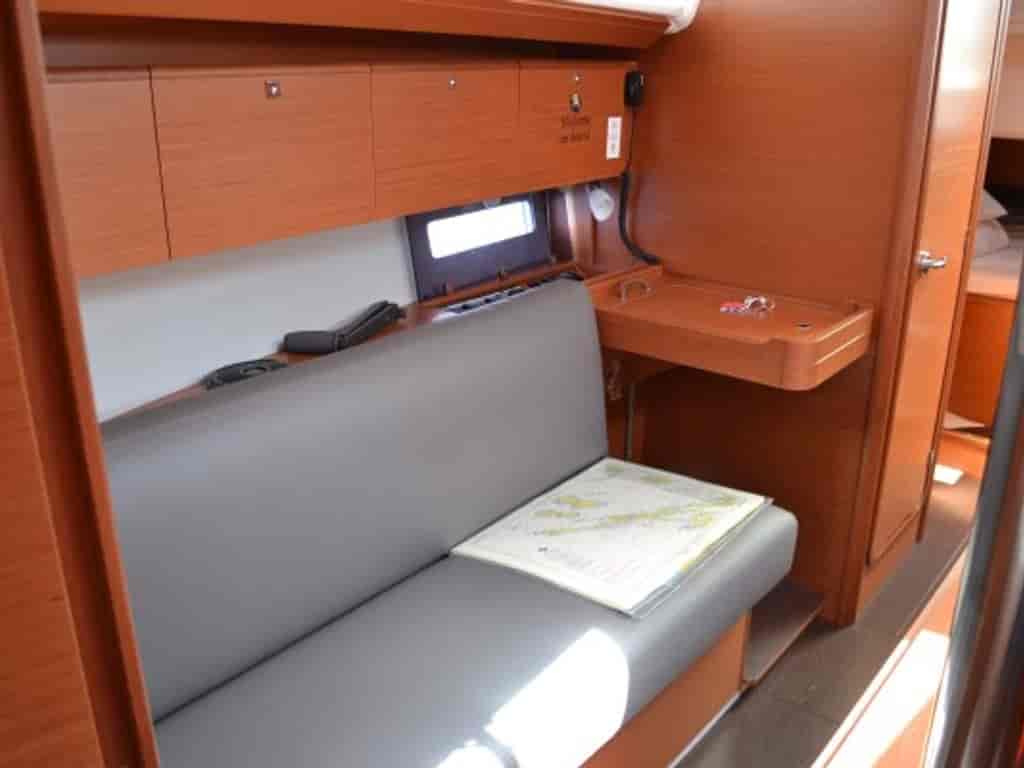 Boat picture 9