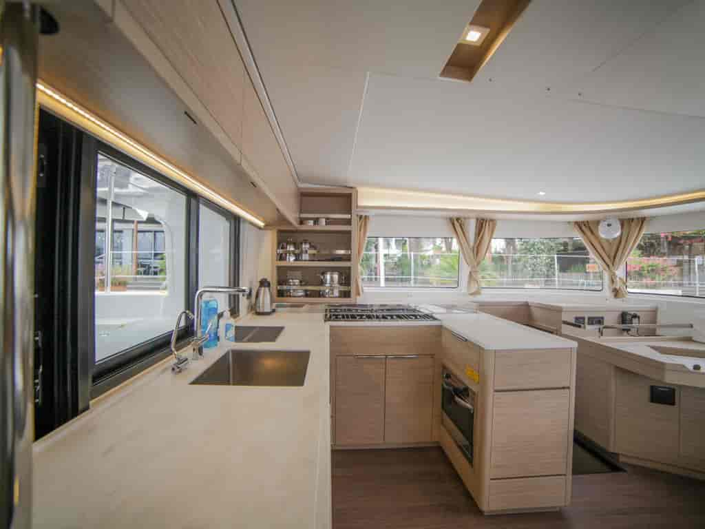 Boat picture 9