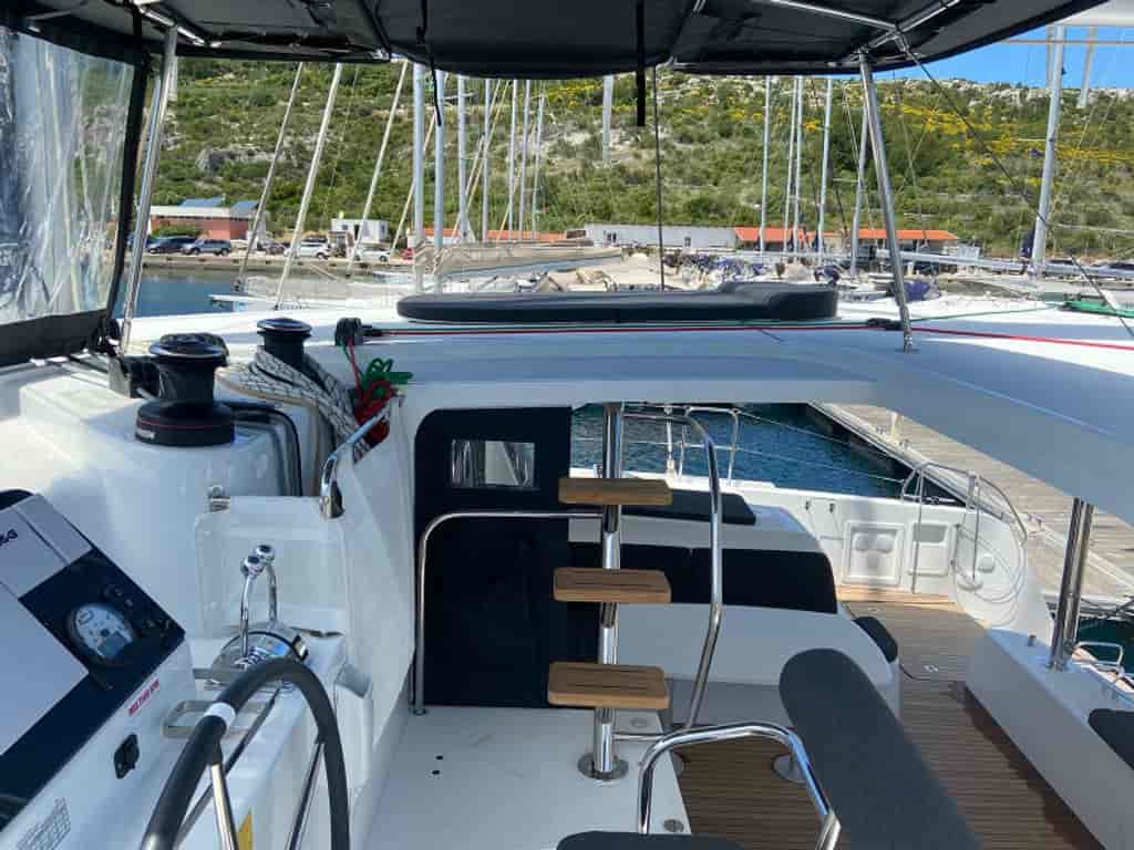 Boat picture 17