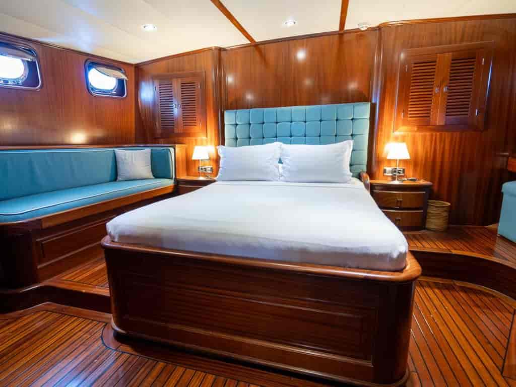 Boat picture 9
