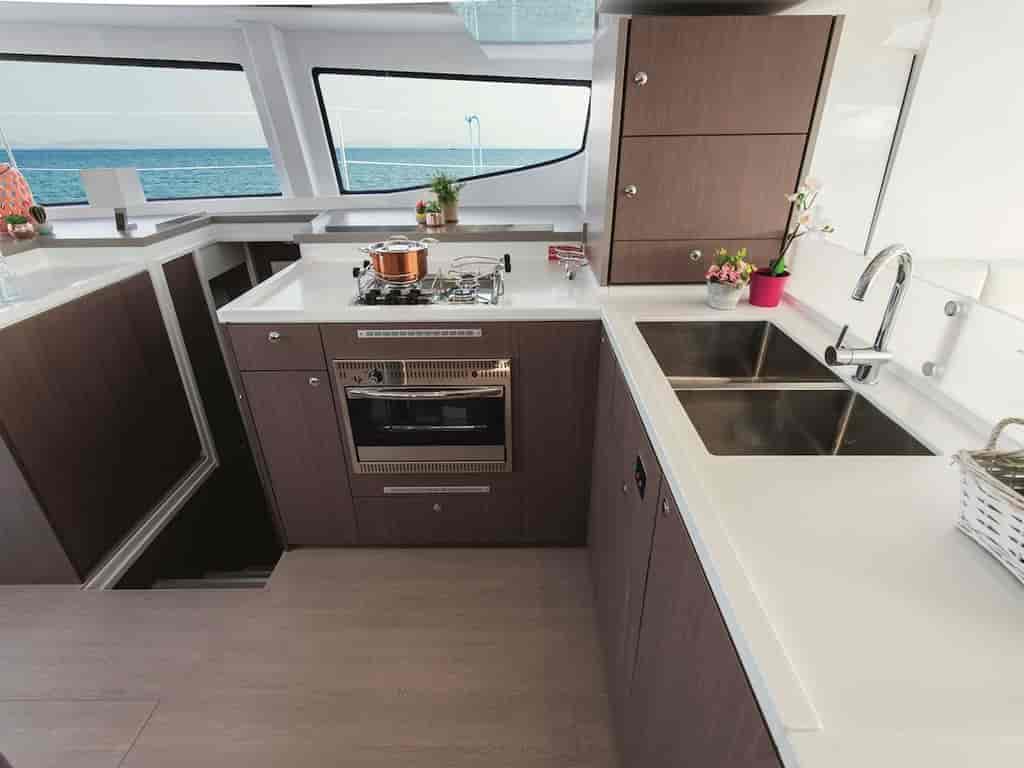 Boat picture 16