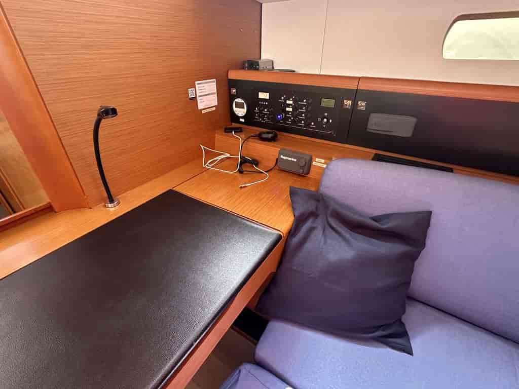 Boat picture 9