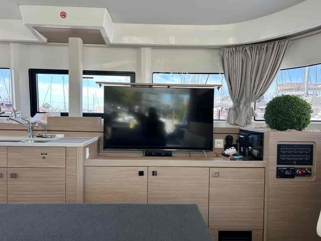 Boat picture 12