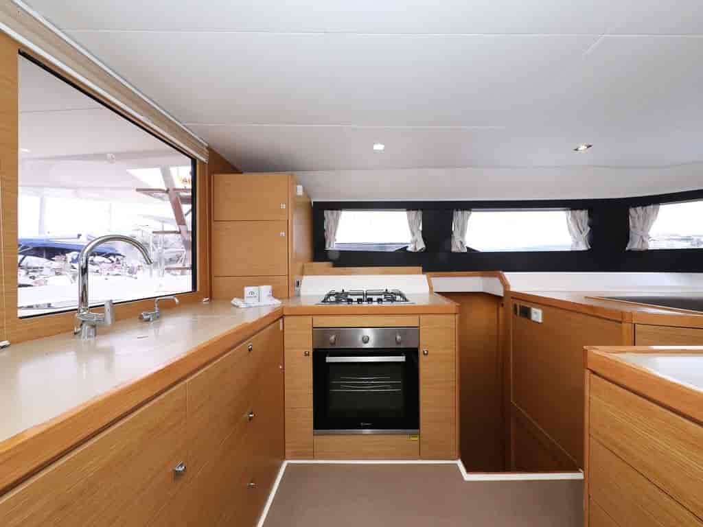 Boat picture 19