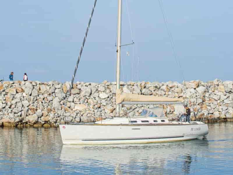 Photo of undefined, image 1 of 6