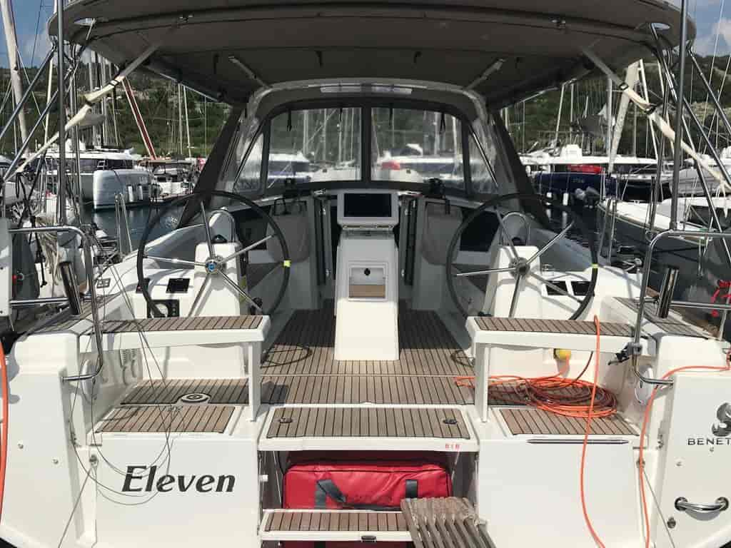 Photo 6 of Eleven