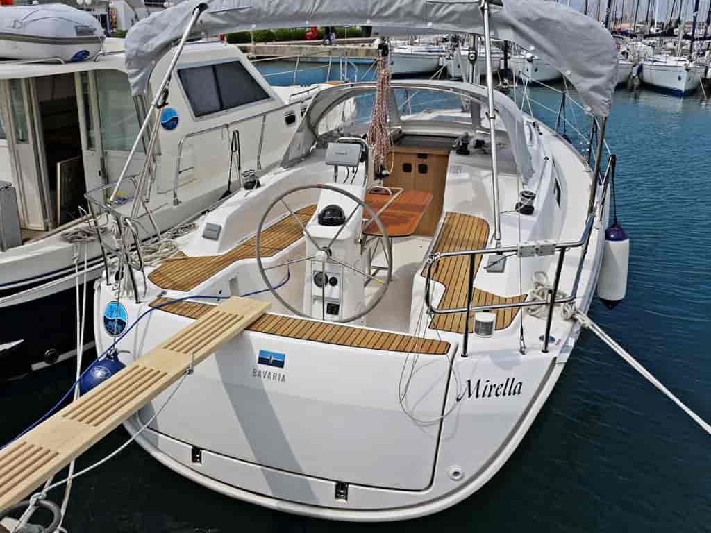 Photo 3 of Mirella