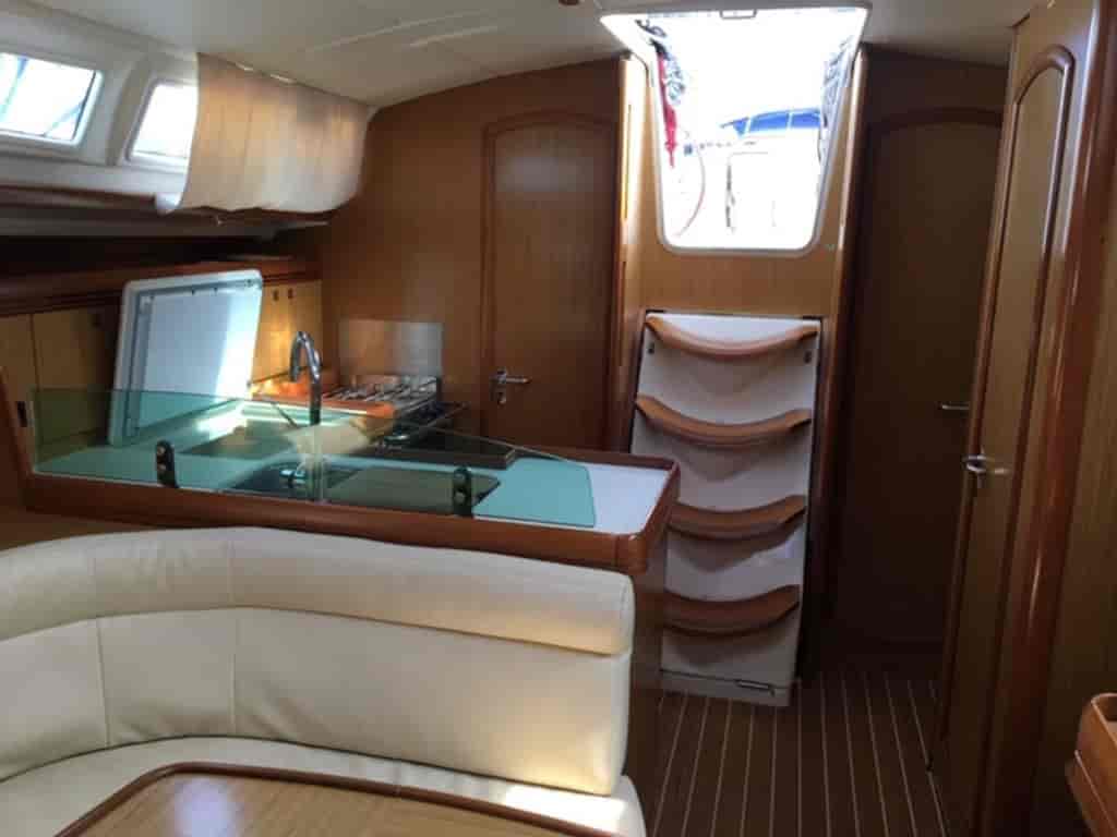 Boat picture 9