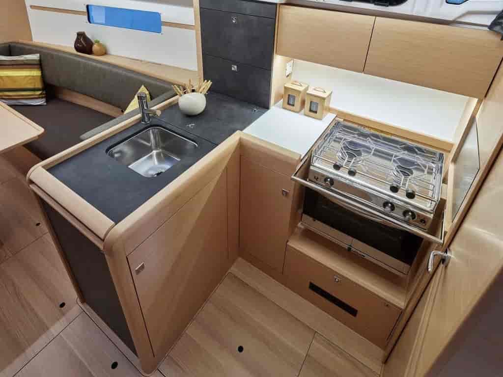 Boat picture 9