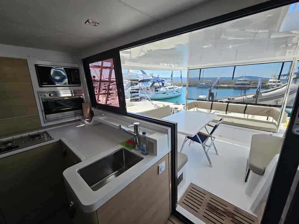 Boat picture 12