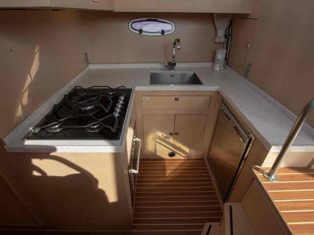 Boat picture 7