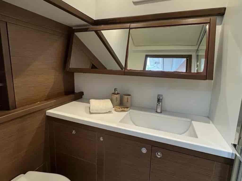 Boat picture 9
