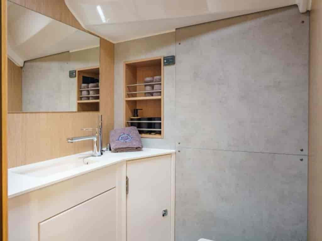 Boat picture 17