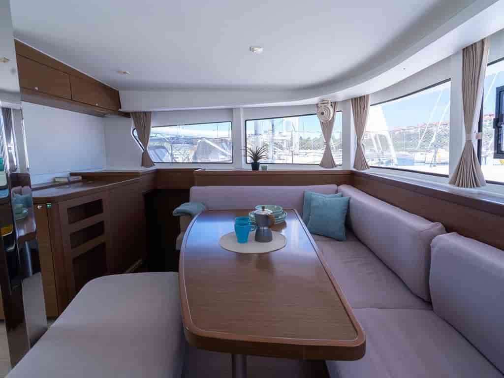 Boat picture 17