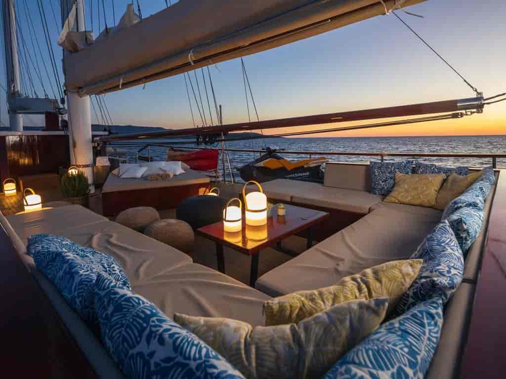 Boat picture 17