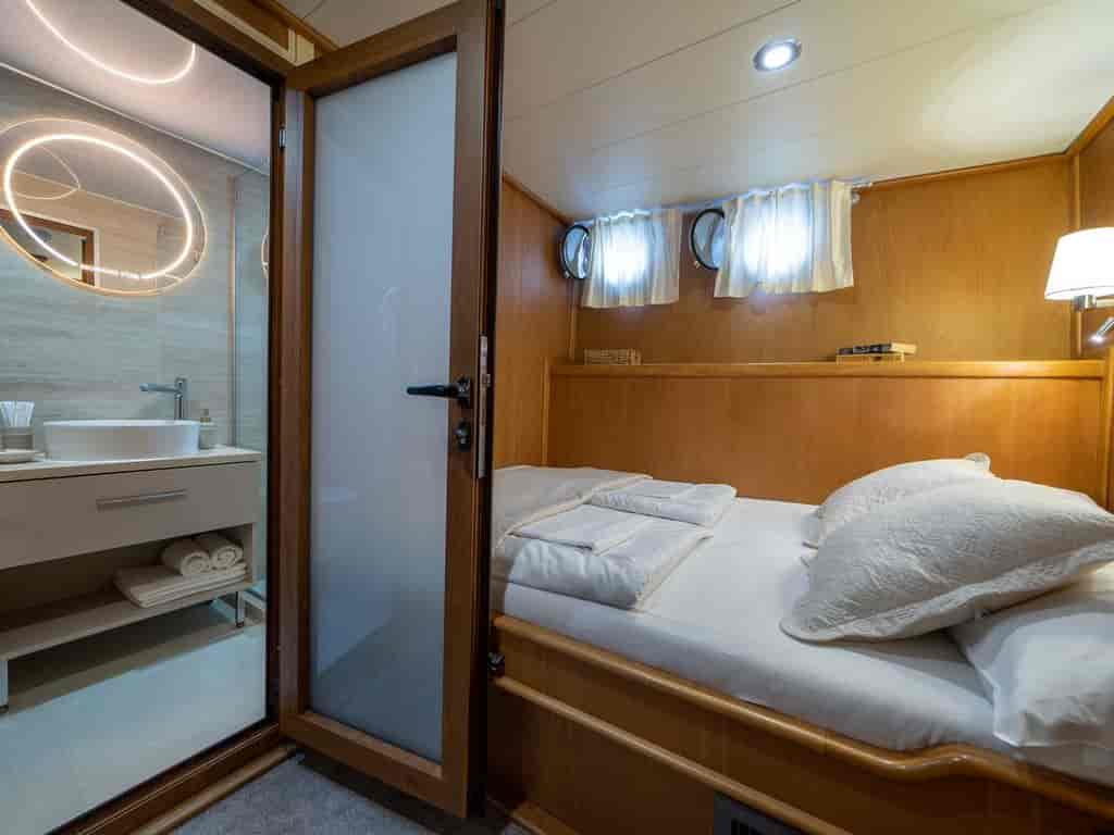 Boat picture 26