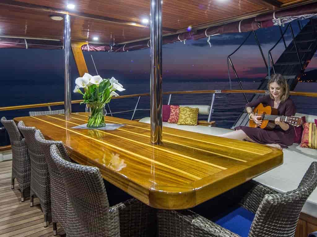 Boat picture 16