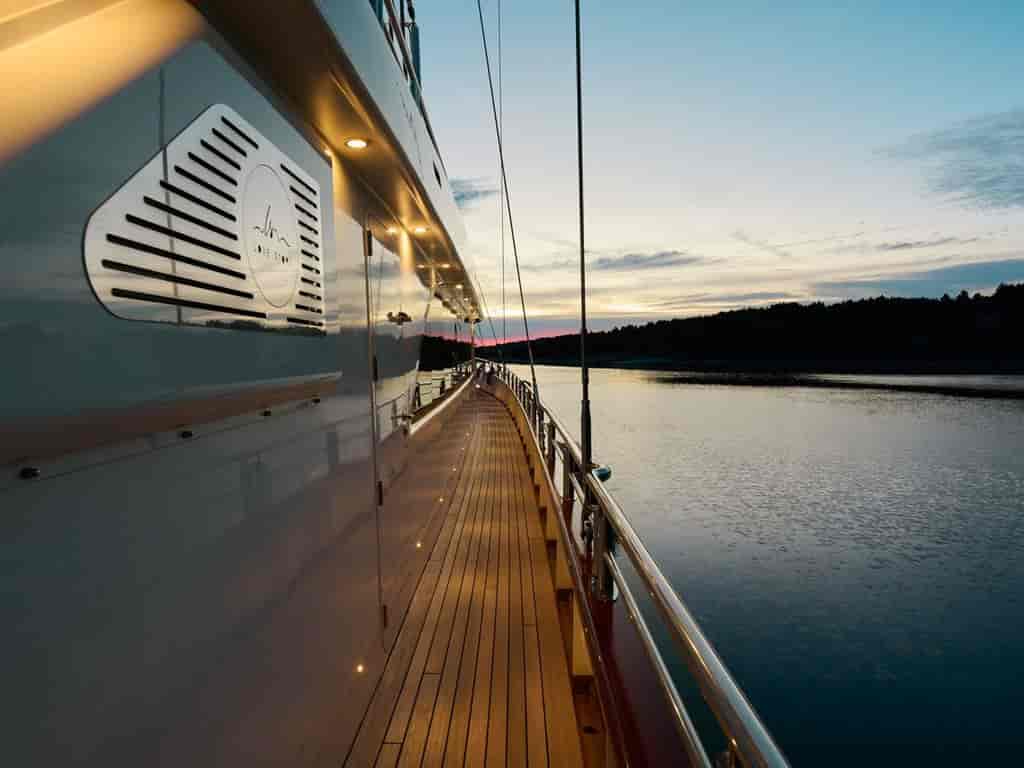 Boat picture 17