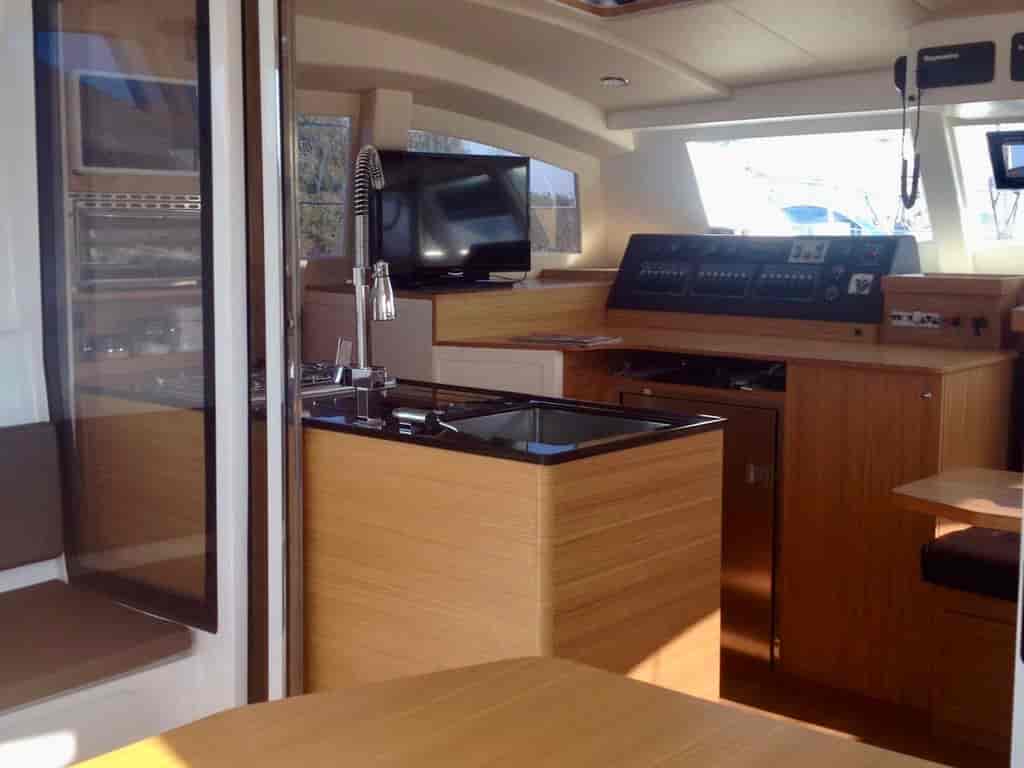 Boat picture 17