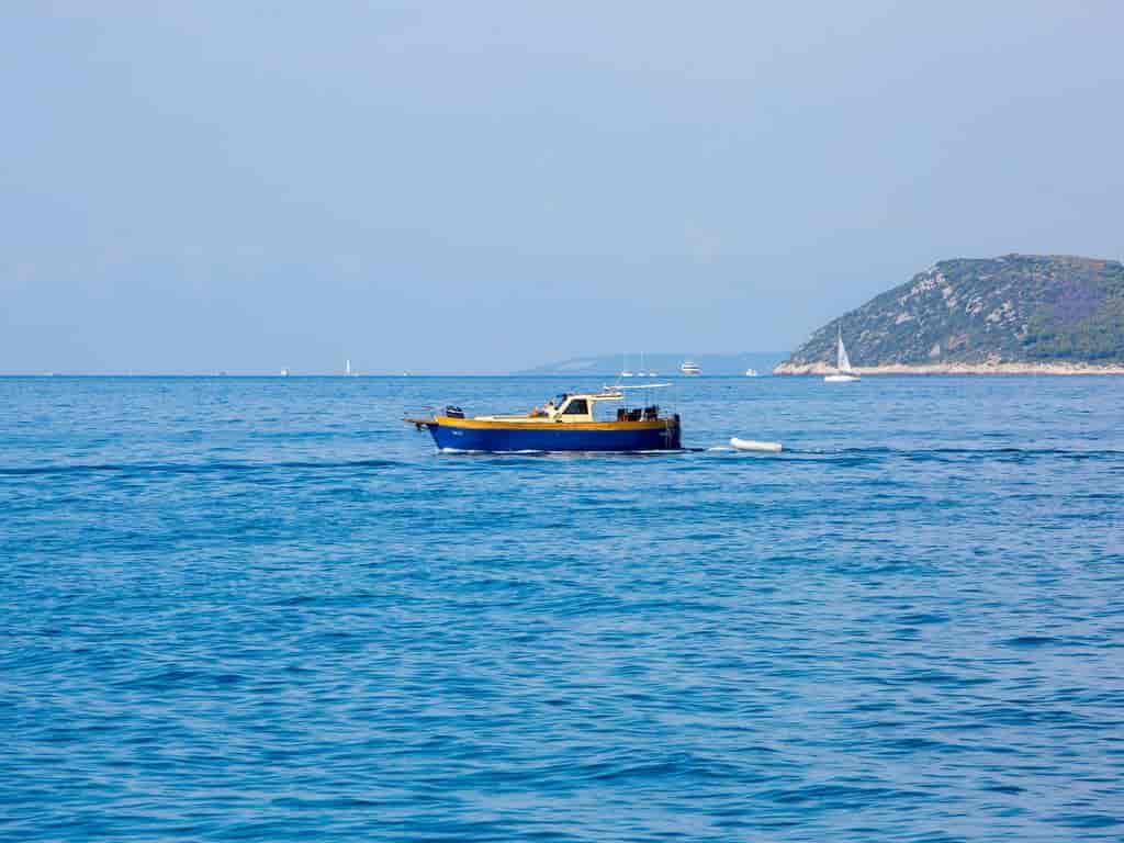 Boat picture 10