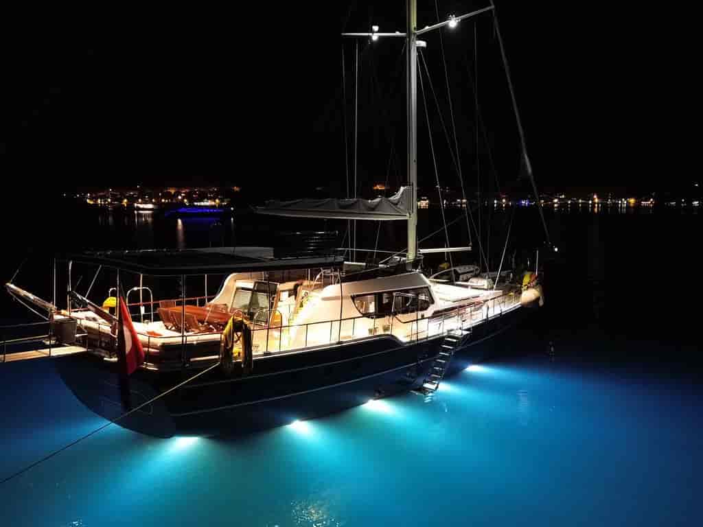 Boat picture 13