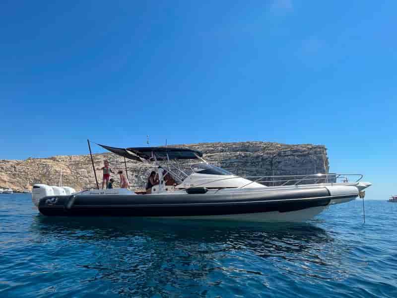 Boat picture 1